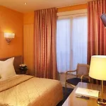 Cecilia Arc De Triomphe 3* Paris