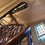 Hotel Cecilia Arc De Triomphe 3*