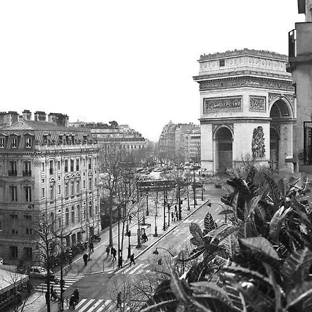 Hotel Cecilia Arc De Triomphe 3*